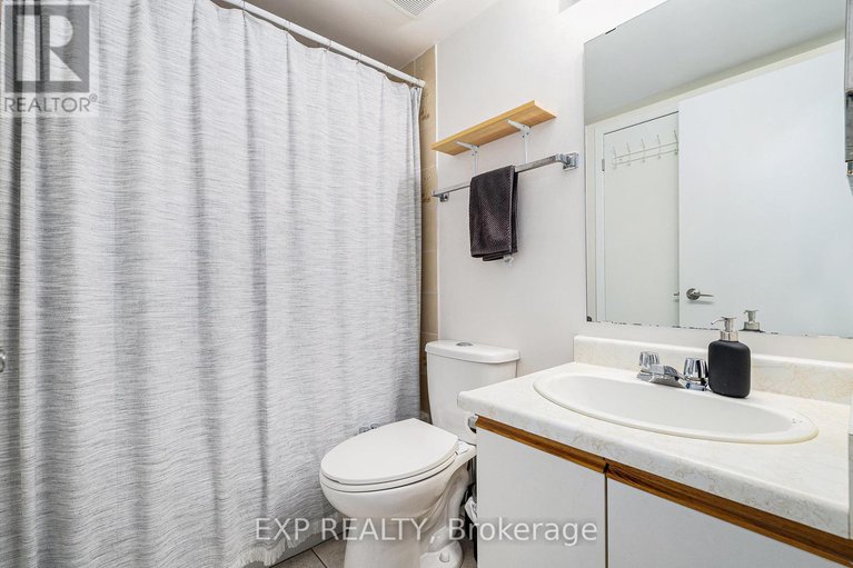 28423054/b-207-woodfield-drive/tanglewood/ottawa/ontario/K2G4P2_23