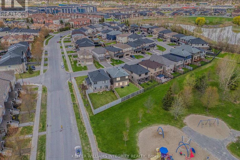 28450551/1002-jubilation-court/avalon-east/ottawa/ontario/K4A5K5_34