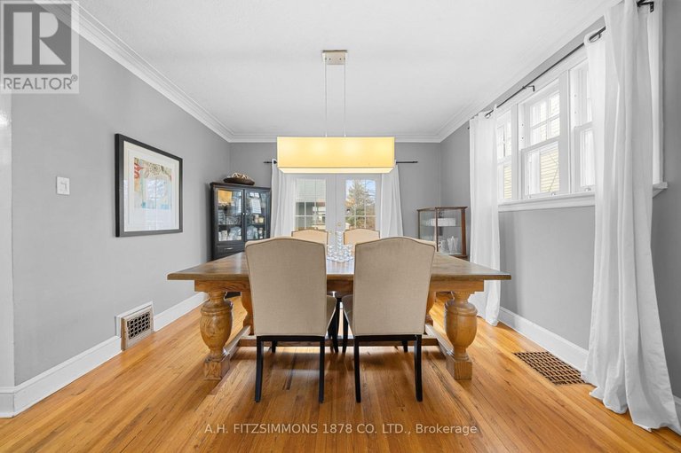 29668585/564-tweedsmuir-avenue/westborohampton-park/ottawa/ontario/K1Z5P2_8