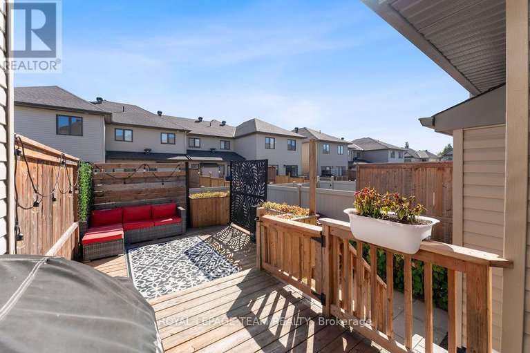 28963123/321-proud-walk/stittsville-south/ottawa/ontario/K2S2L6_41