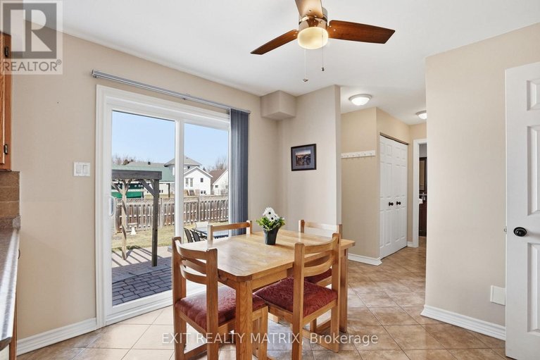 29608053/144-centenaire-street/embrun/russell/ontario/K0A1W0_14