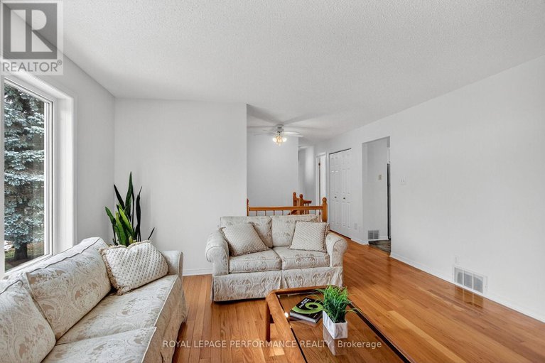 29138835/9-eldon-street/village-of-russell/russell/ontario/K4R1C1_9