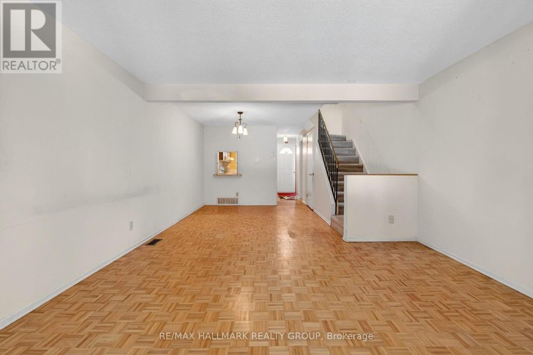 29422004/d-116-valley-stream-drive/leslie-park/ottawa/ontario/K2H9E1_14