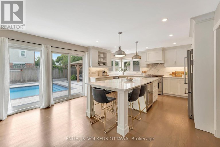 28838272/14-belton-avenue/stittsville-central/ottawa/ontario/K2S1G7_16