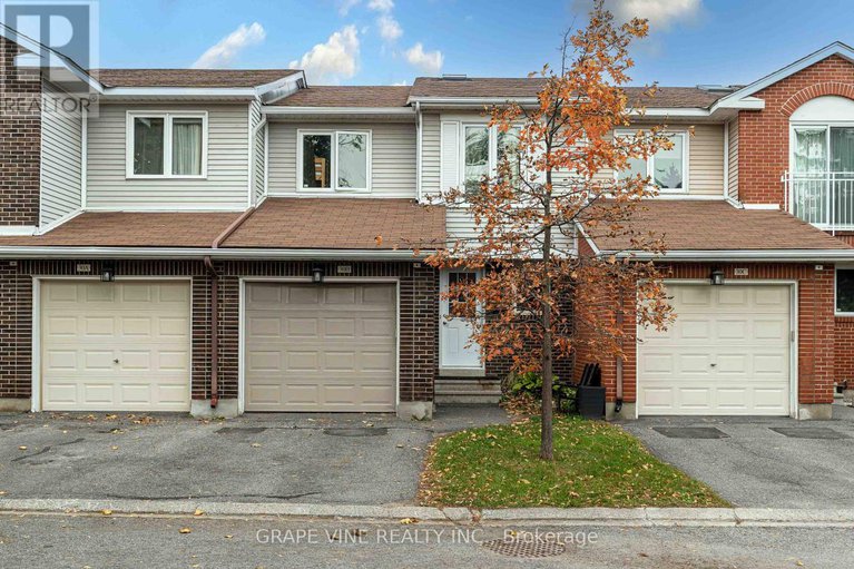 28512163/b-30b-castlebrook-lane/centrepointe/ottawa/ontario/K2G5G5_1
