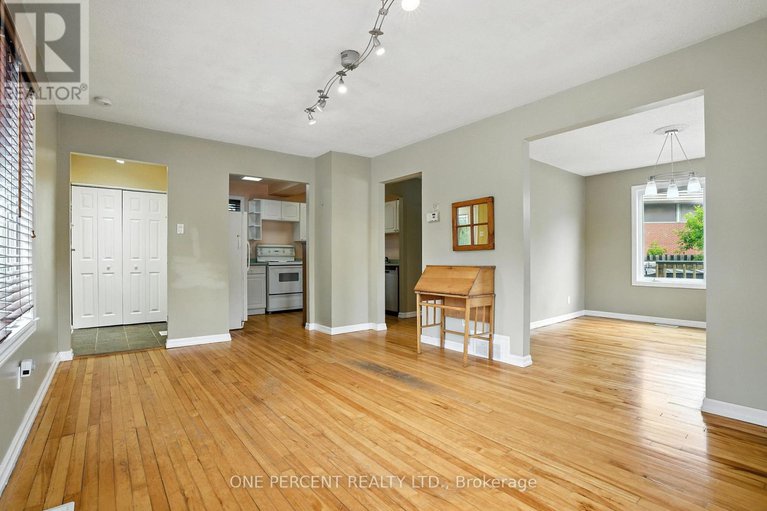 28760661/284-anna-avenue/carlington/ottawa/ontario/K1Z7V6_7