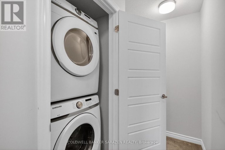 29616181/218-pilot-private/emerald-meadowstrailwest/ottawa/ontario/K2V0S4_38