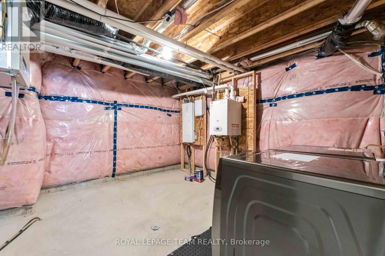 28703739/3040-travertine-way/half-moon-bay/ottawa/ontario/K2J6W9_43