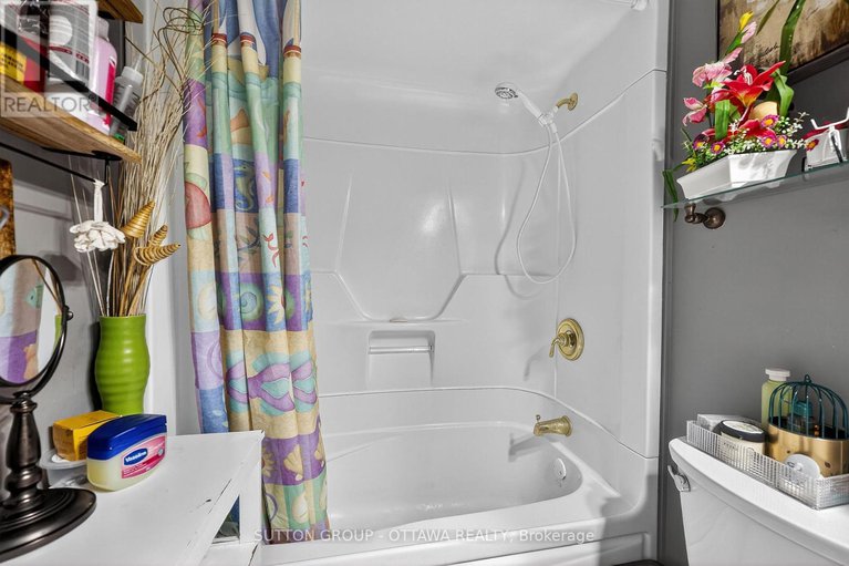 28916928/1000-adley-road-n/carson-grove/ottawa/ontario/K1J8B9_10