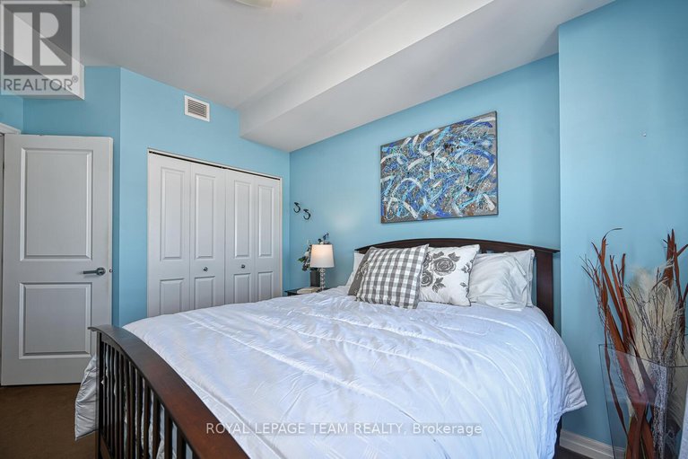 29407953/1906-90-landry-street/vanier/ottawa/ontario/K1L0A9_19