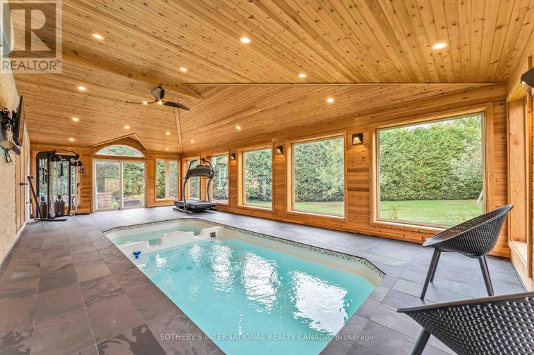 28996466/19-campfield-court/pineglencountry-place/ottawa/ontario/K2E7X8_44