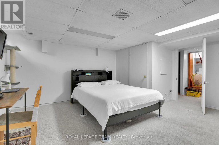 29041202/b-902-elmsmere-road/beacon-hill-south/ottawa/ontario/K1J7T6_16