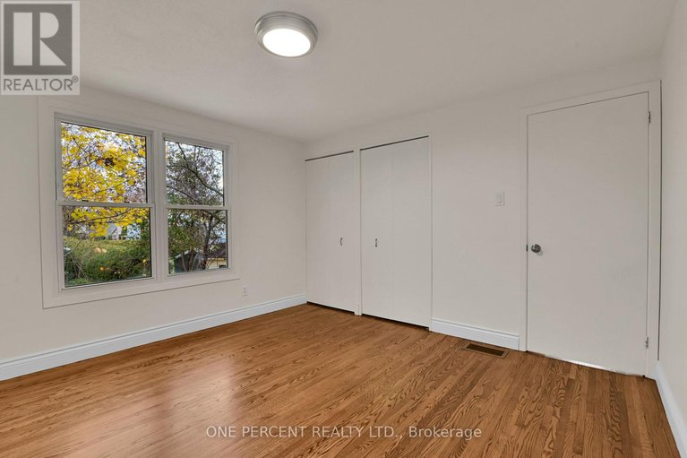 29090640/5-parkridge-crescent/blackburn-hamlet/ottawa/ontario/K1B3E6_25