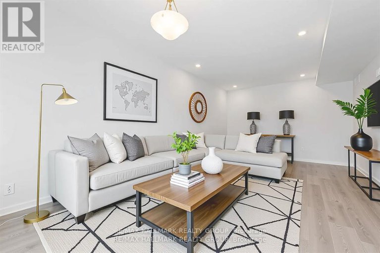 28591919/210-attwell-private/morgans-grantsouth-march/ottawa/ontario/K2K0P6_23