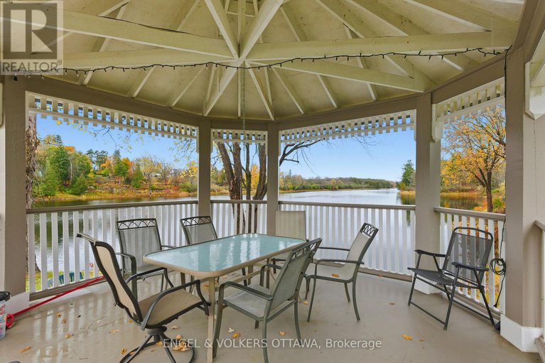 29028525/208-1-rosamond-street-e/almonte/mississippi-mills/ontario/K0A1A0_25