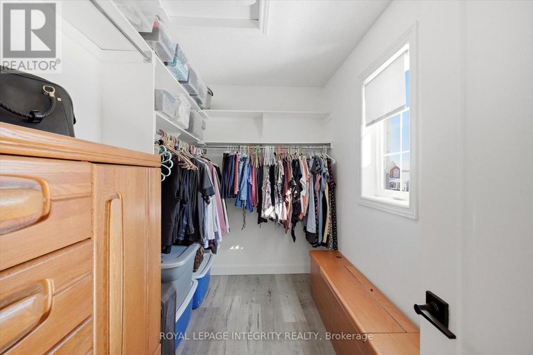 29413615/36-frontenac-boulevard/embrun/russell/ontario/K0A1W0_22