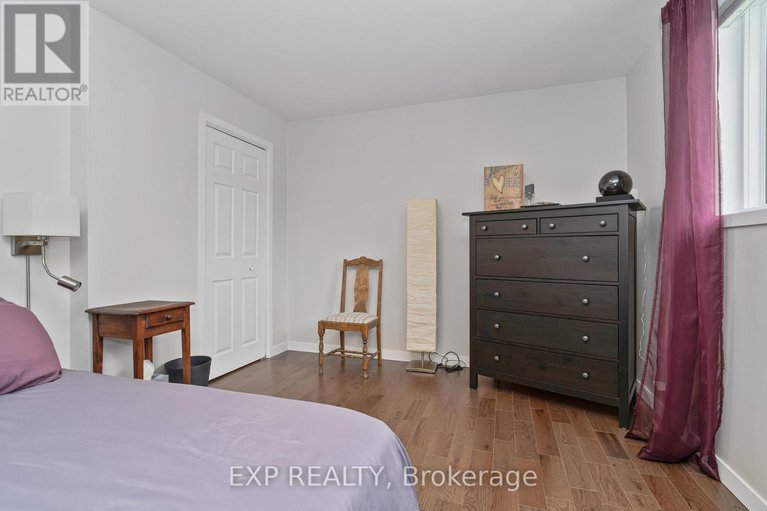 28570683/751-pattee-road/champlain-twp/champlain/ontario/K6A2R2_19