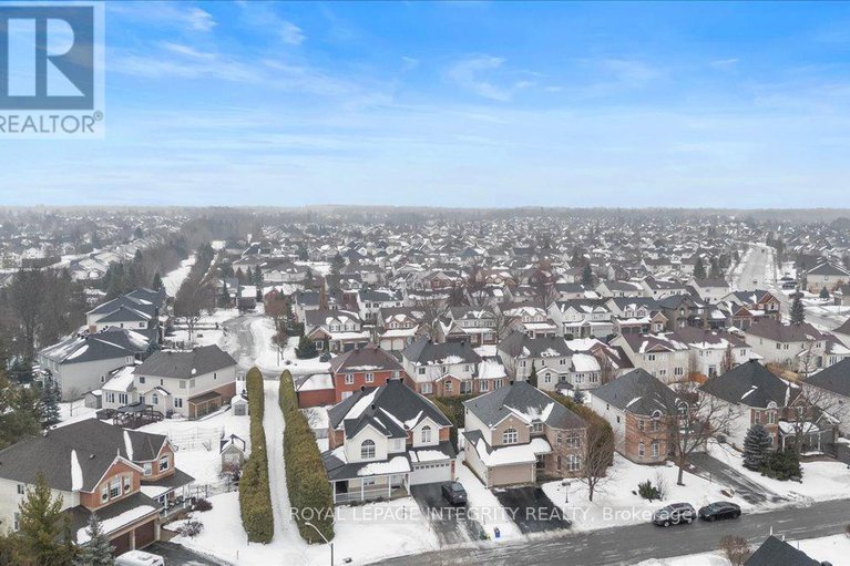 29259363/32-eliza-crescent/stittsville-south/ottawa/ontario/K2S2A3_41