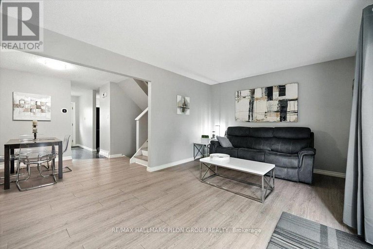 28798158/1417-ballard-court/pineview/ottawa/ontario/K1B4Y9_6