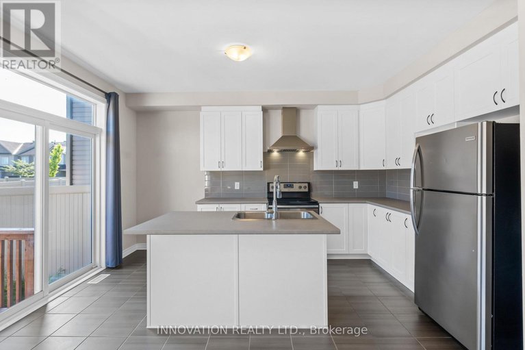 29305642/703-samantha-eastop-avenue/stittsville-north/ottawa/ontario/K2S1B9_11