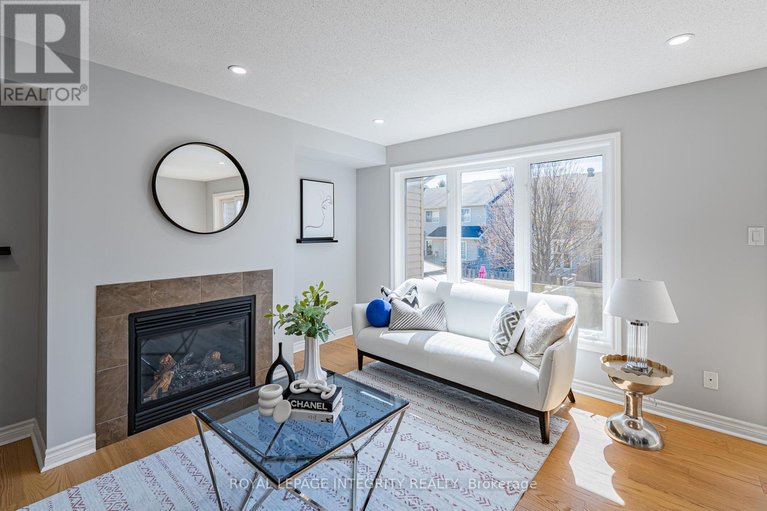 29628152/12-saddlesmith-circle/emerald-meadowstrailwest/ottawa/ontario/K2M2S4_10