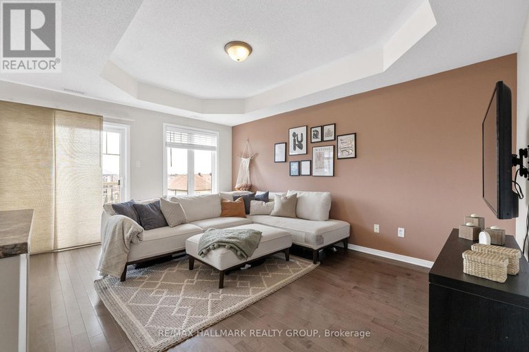 28552727/7-486-via-verona-avenue/longfields/ottawa/ontario/K2J6B3_14