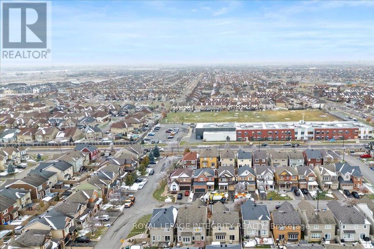 29135585/578-sunlit-circle/notting-hillsummerside/ottawa/ontario/K4A0V4_46