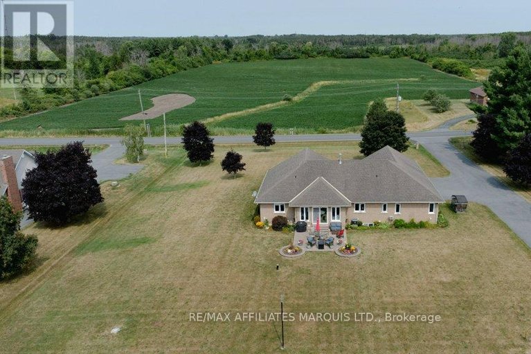 29553802/18456-tyotown-road/south-glengarry-charlottenburgh-twp/south-glengarry/ontario/K6H7S5_30