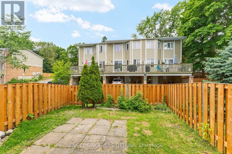 28573649/1129-chimney-hill-way/beacon-hill-south/ottawa/ontario/K1J8Z7_30