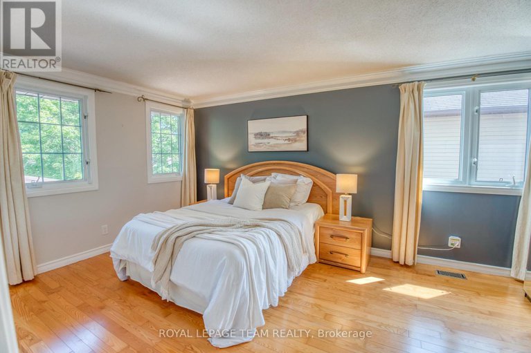28854199/8-huntsman-crescent/bridlewood/ottawa/ontario/K2M1J2_22