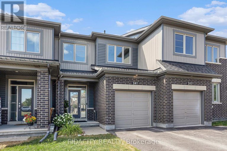 28737969/241-bandelier-way/stittsville-north/ottawa/ontario/K2S2J3_2