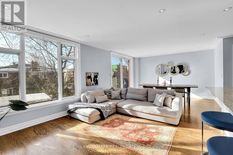 29433239/556-edison-avenue/mckellarhighland/ottawa/ontario/K2A1V4_14