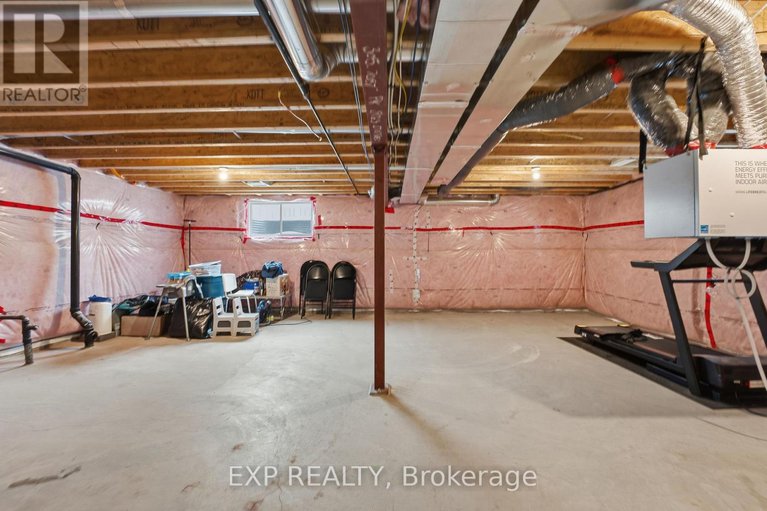 29383011/118-discovery-crescent/stittsville-north/ottawa/ontario/K2S0Z9_43