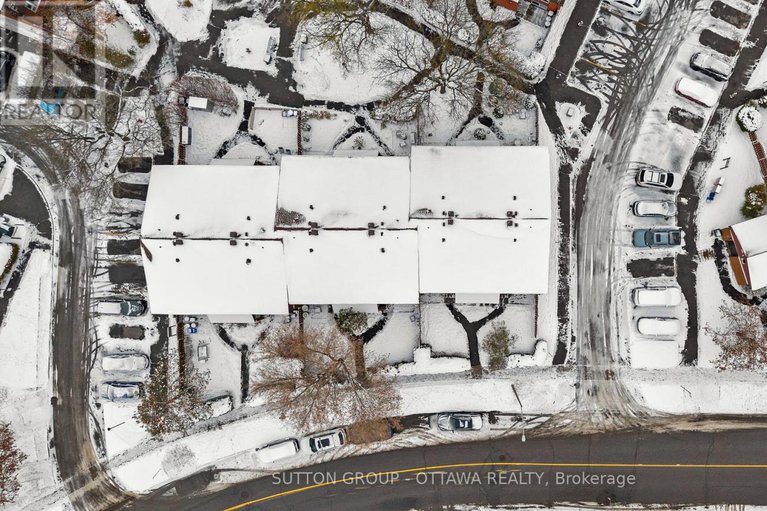 29110852/b-3-banner-road/sheahan-estatestrend-village/ottawa/ontario/K2H8T3_46