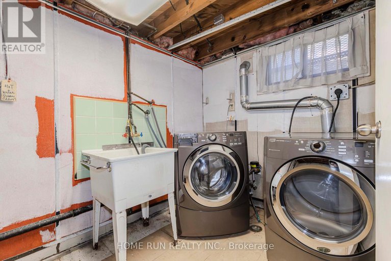 28846763/92-meadowlands-drive-w/meadowlandscrestview/ottawa/ontario/K2G2R8_39