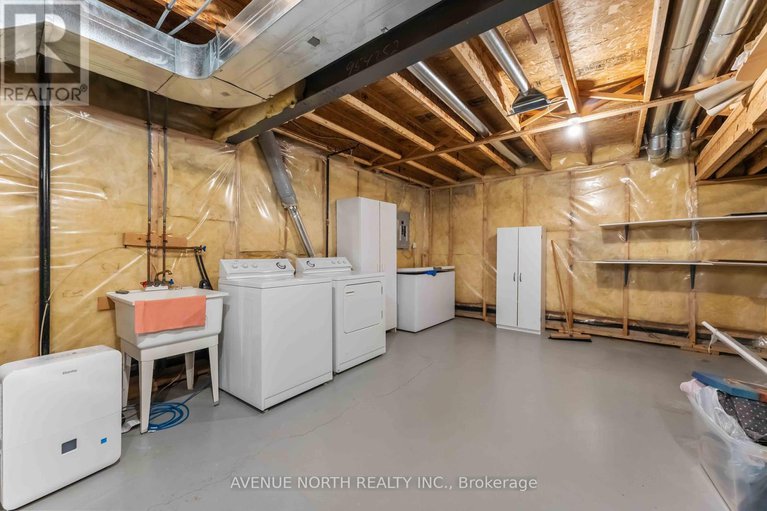 28919574/3-windhurst-drive/barrhaven-east/ottawa/ontario/K2G6G7_24