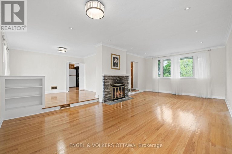 28349600/1960-alta-vista-drive/faircrest-heights/ottawa/ontario/K1H7K8_7