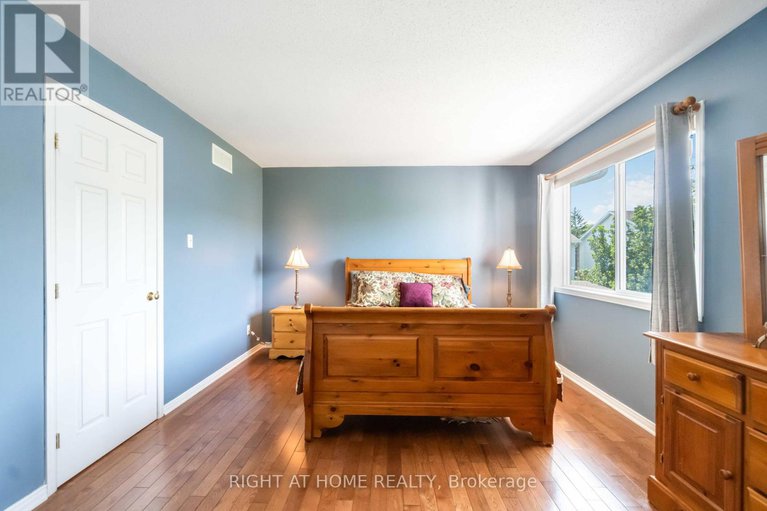28479509/87-cohen-avenue/katimavik/ottawa/ontario/K2L4G4_18