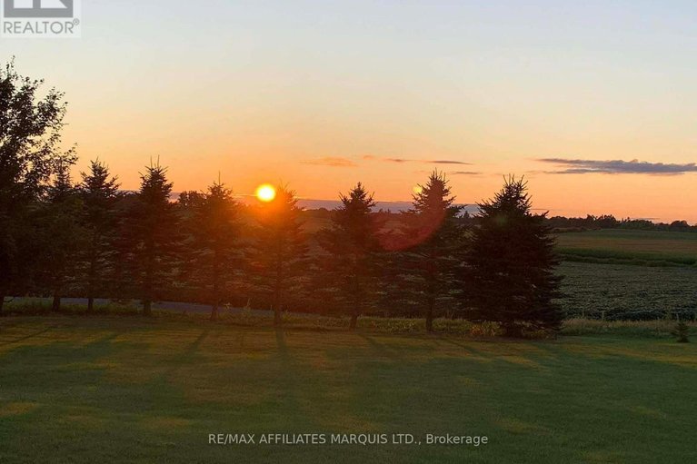 29638282/18604-mcgillivray-road/south-glengarry-charlottenburgh-twp/south-glengarry/ontario/K0C1S0_5