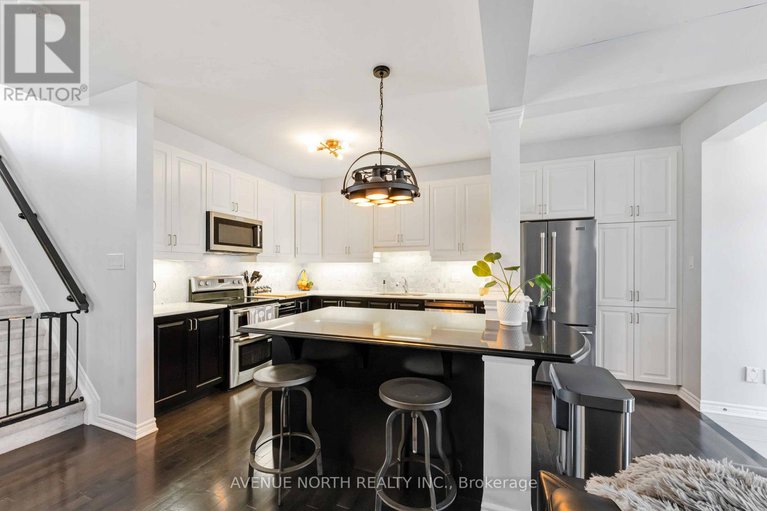 28779553/210-des-soldats-riendeau-street/half-moon-bay/ottawa/ontario/K2J5Z4_10