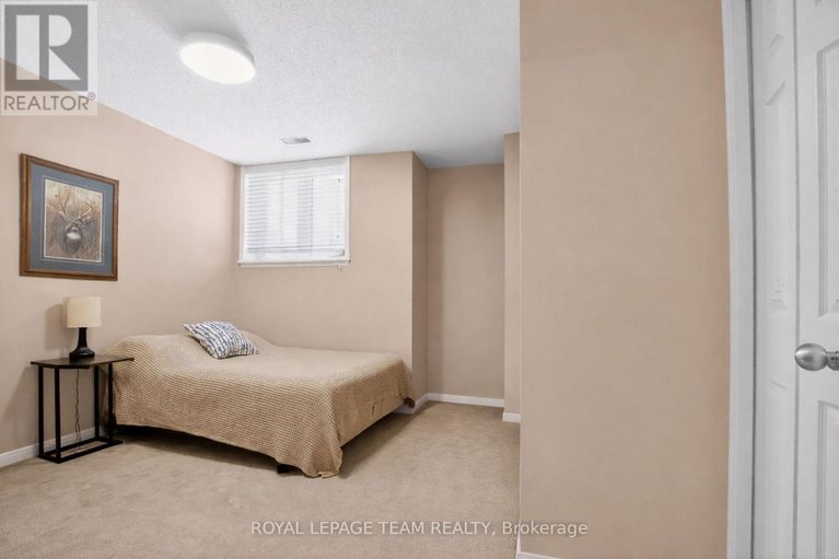 29582618/255-deercroft-avenue/longfields/ottawa/ontario/K2J5J9_21