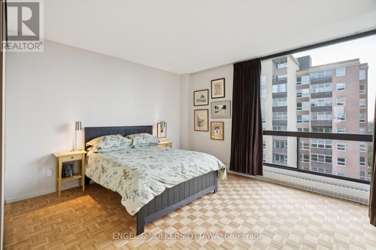 28619826/8a-400-laurier-avenue-e/sandy-hill/ottawa/ontario/K1N8Y2_23