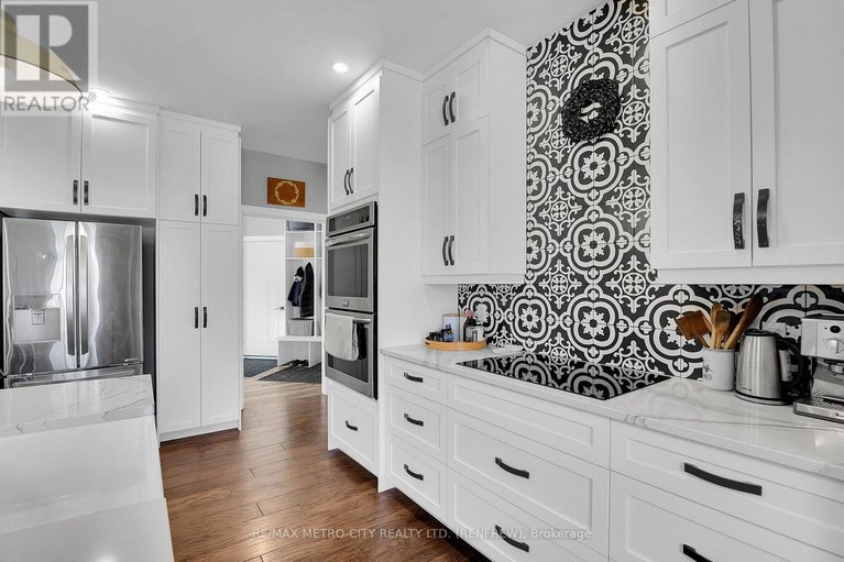 29634627/782-bruce-street/horton-twp/horton/ontario/K7V3Z4_15