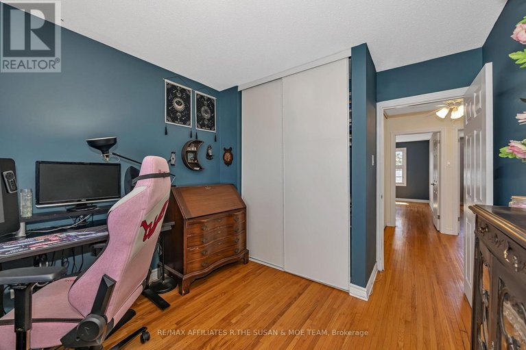 29682190/35-monterey-drive/leslie-park/ottawa/ontario/K2H7A9_26