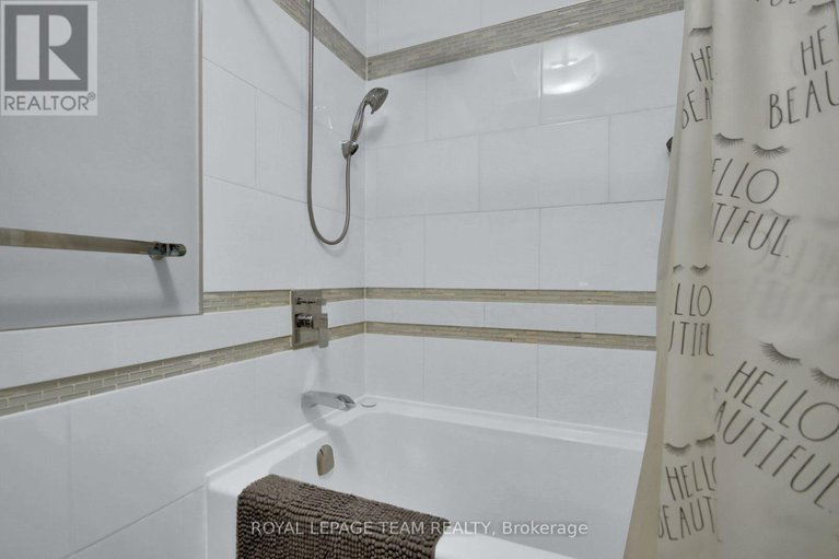 29043219/64-owlshead-road/munster/ottawa/ontario/K0A3P0_29