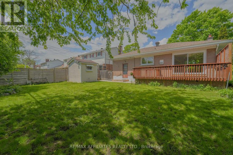 28513866/536-browning-avenue/riverview-park/ottawa/ontario/K1G0T4_45