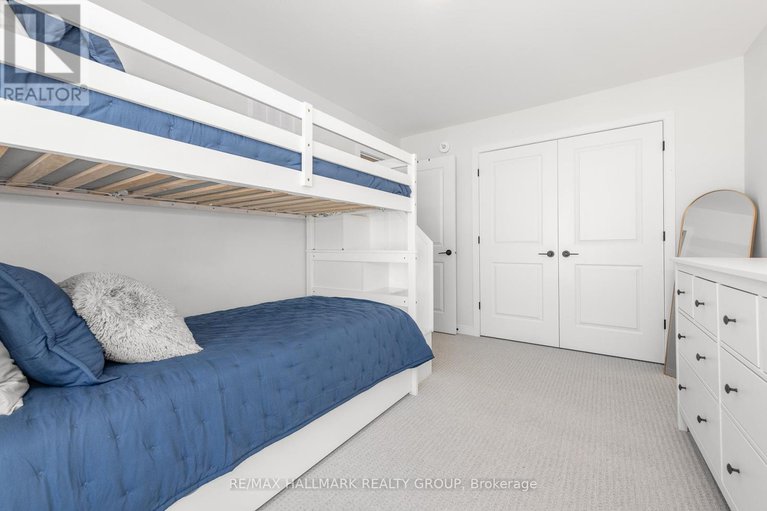 29405995/2260-copperhead-street/mer-bleuebradley-estatesanderson-park/ottawa/ontario/K1W4W6_38