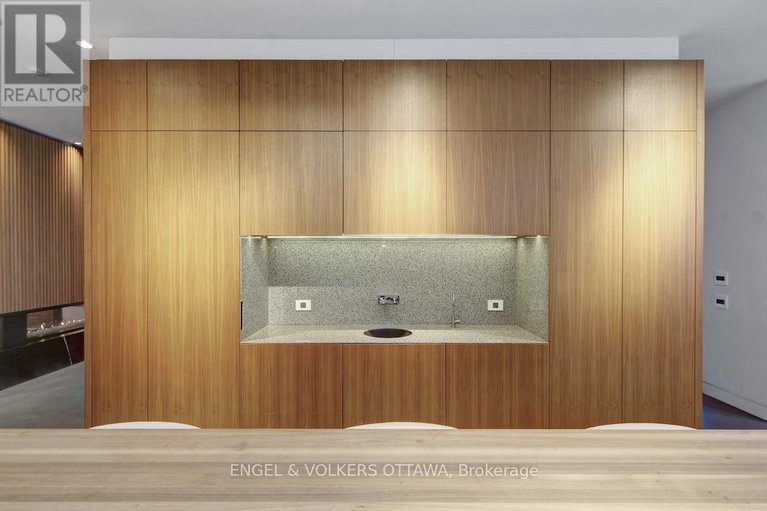 29539469/608-byron-avenue/mckellarhighland/ottawa/ontario/K2A0E5_24