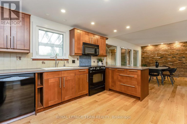 28916022/12-pellan-crescent/beaverbrook/ottawa/ontario/K2K1J5_8