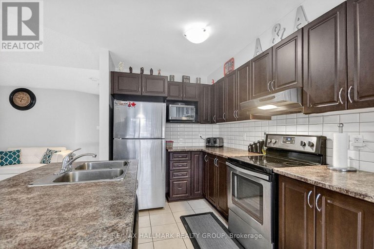 29406514/205-mancini-way/strandherd/ottawa/ontario/K2J5X4_16